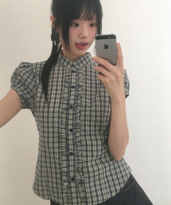 チェックフリルパフ半袖ブラウス NAVY
