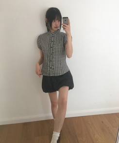 チェックフリルパフ半袖ブラウス NAVY