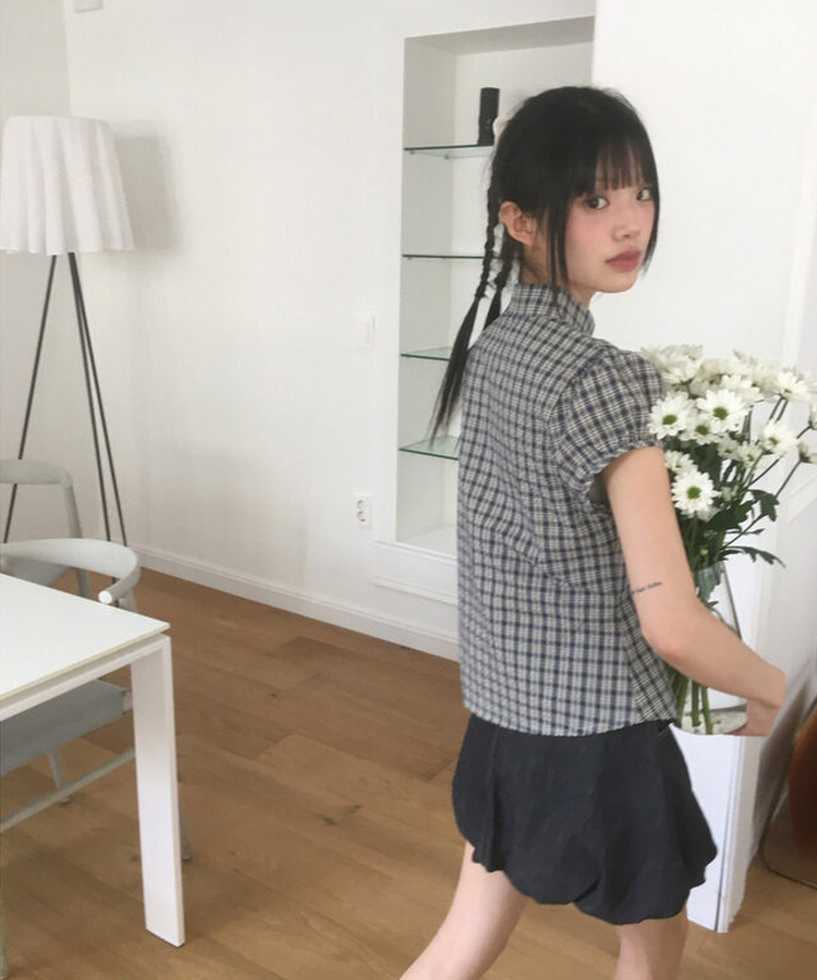チェックフリルパフ半袖ブラウス NAVY