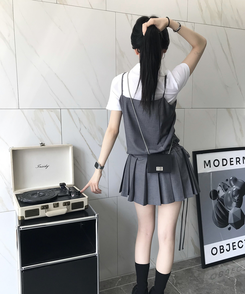 ミニワンピース プリーツキャミソールワンピース GREY