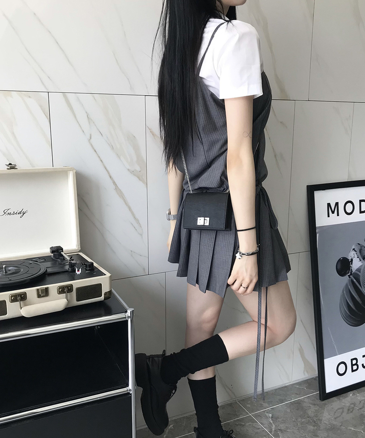 プリーツキャミソールワンピース GREY