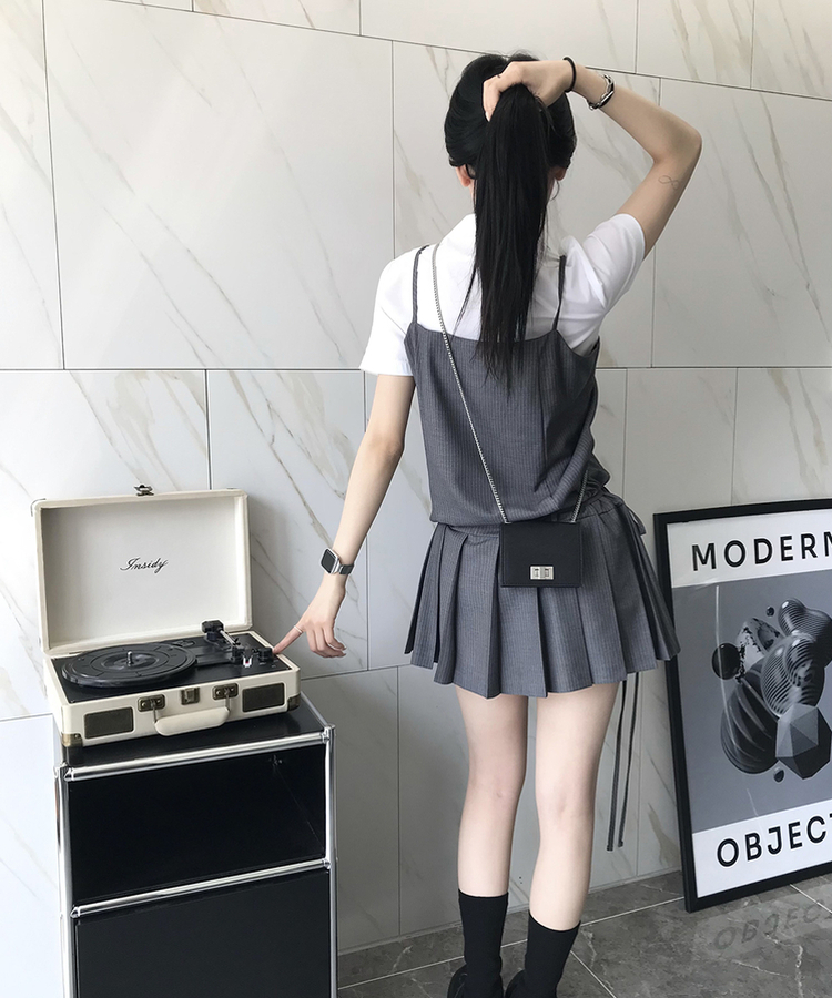 プリーツキャミソールワンピース GREY