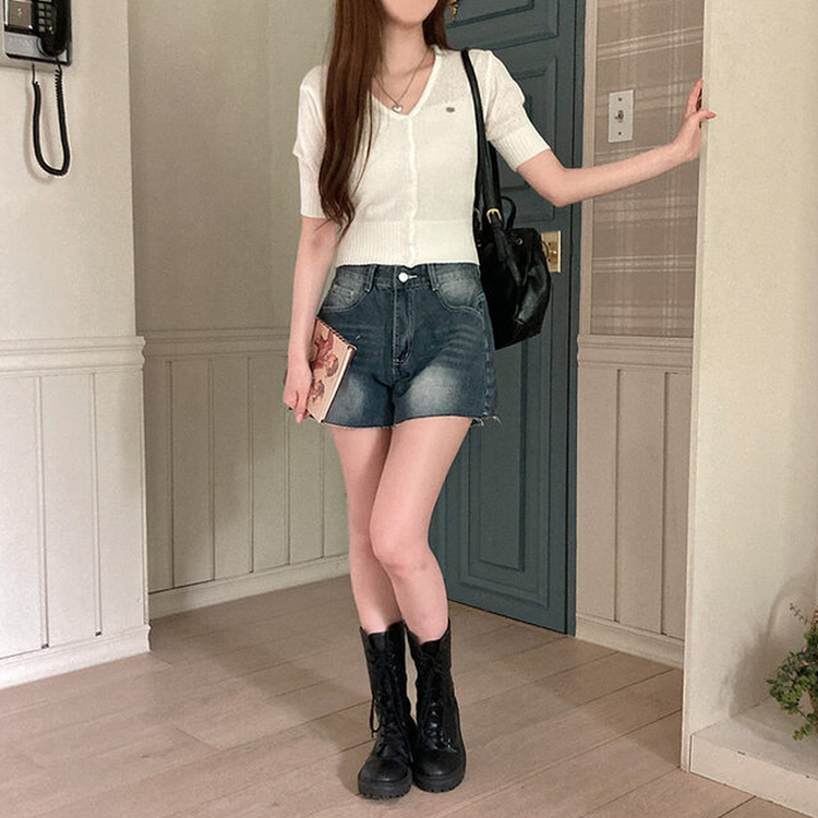 리븐 실버 팬던트 패치 시스루 브이넥 크롭 반팔 가디건 아이보리