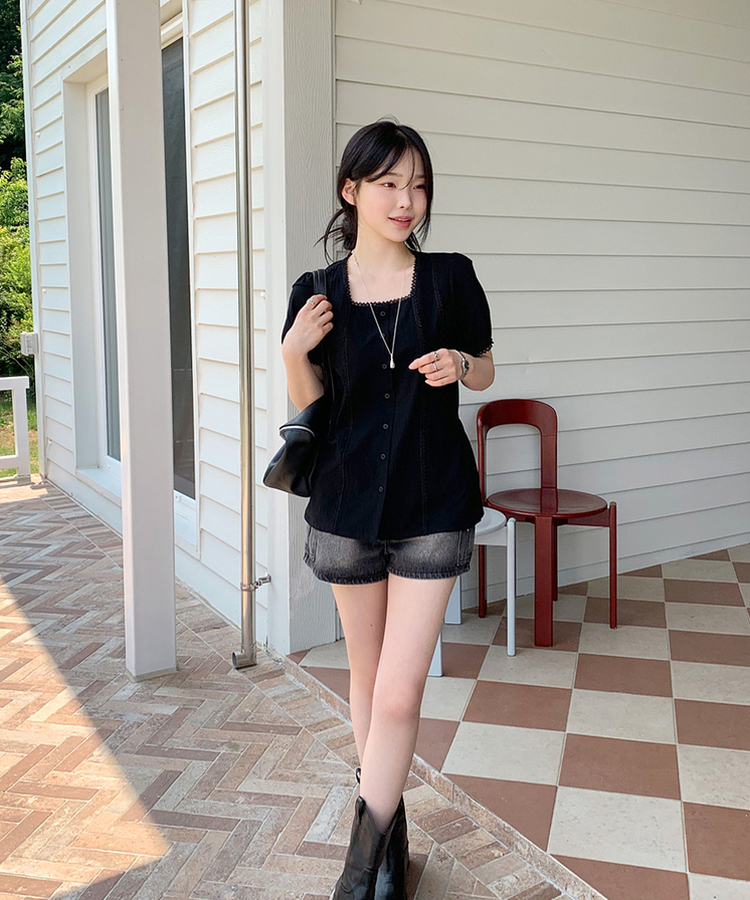 スクエアアイレットブラウス BLACK