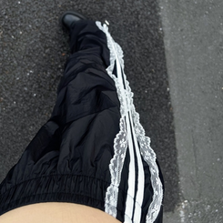 トレーニングパンツ レースラインナイロンジョガーパンツ BLACK