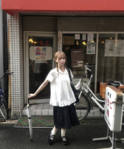 ブラウス クルーネックフリルブラウス WHITE