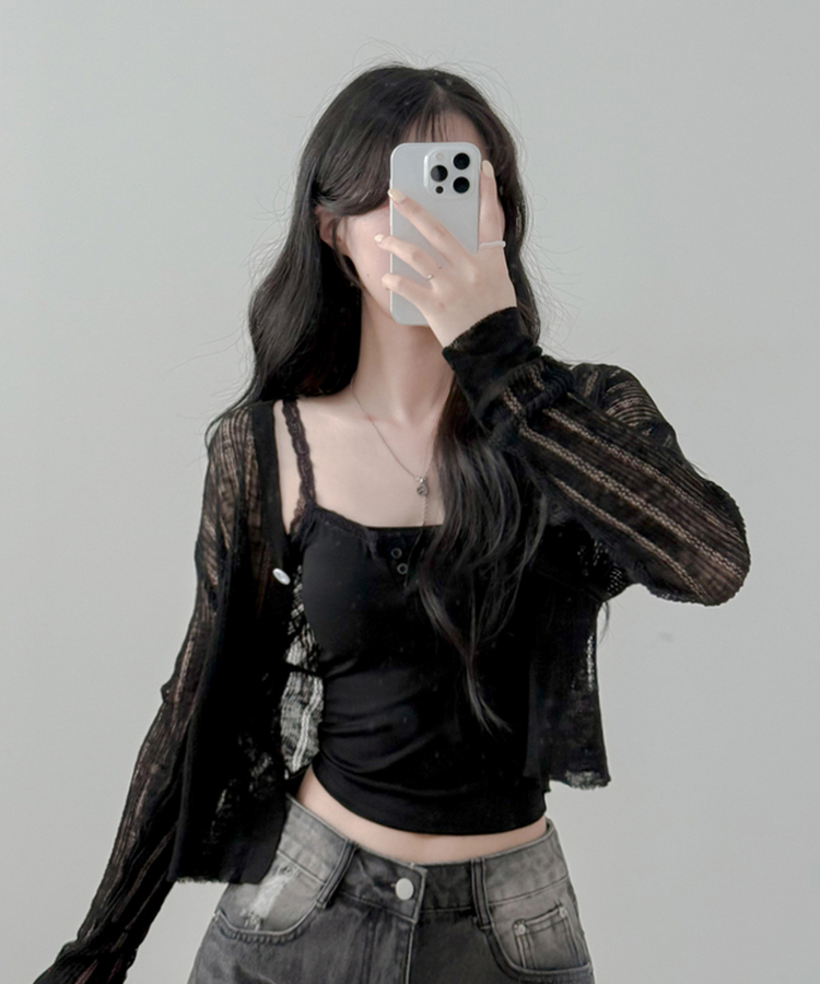 【カップ付き】レースボタンキャミソール BLACK