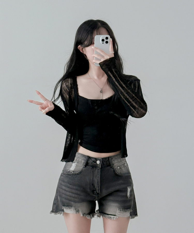 【カップ付き】レースボタンキャミソール BLACK