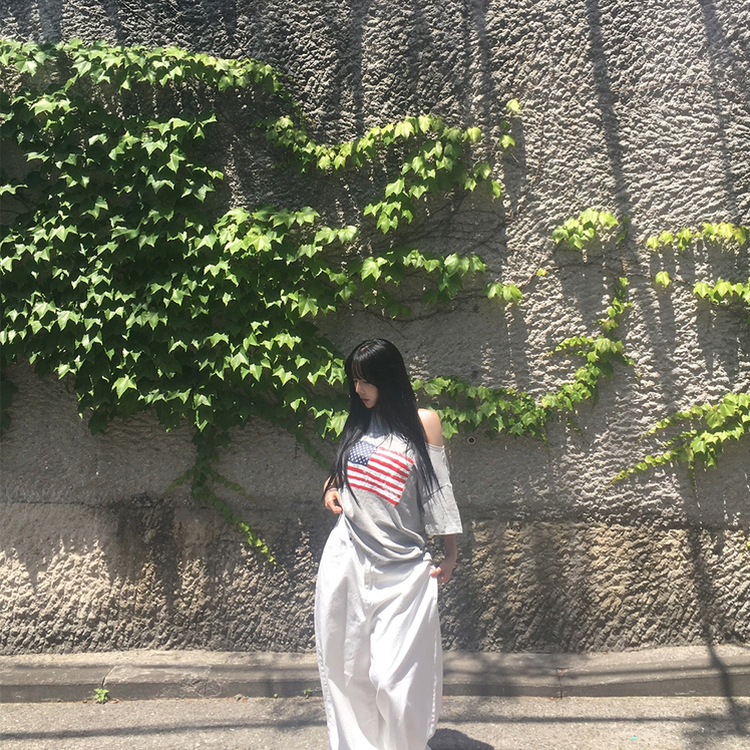 アメリカンワンオフショルダー半袖Tシャツ MERANGE GRAY