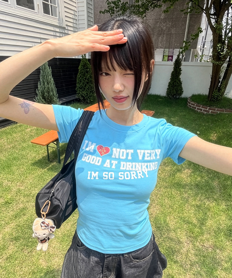 スリムレタリング半袖Tシャツ BLUE