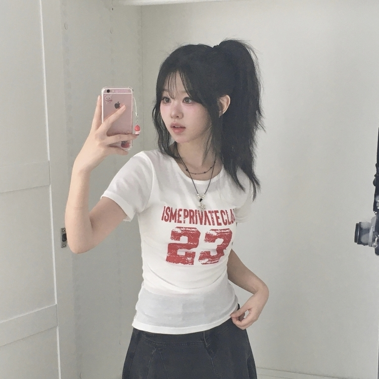 허리잘록 옆셔링 빈티지 23 넘버 레터링 유넥 슬림핏 반팔티셔츠 아이보리