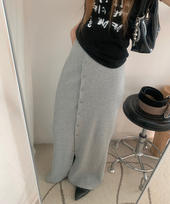 ミディ/ロングスカート スリットボタンカットロングスカート GREY