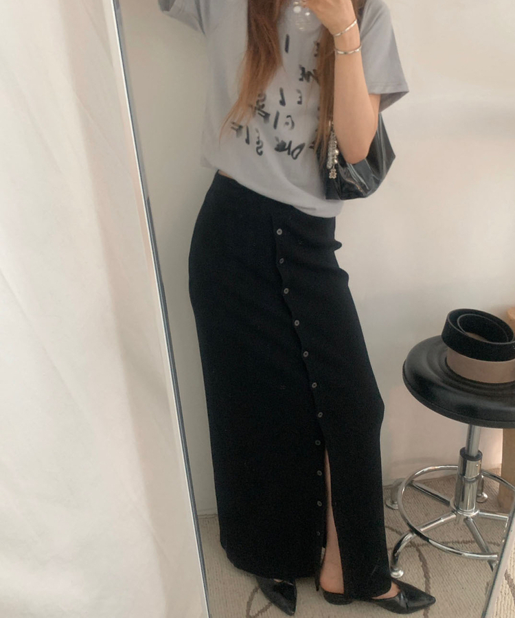 スリットボタンカットロングスカート BLACK