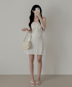 Aラインノースリーブワンピース IVORY