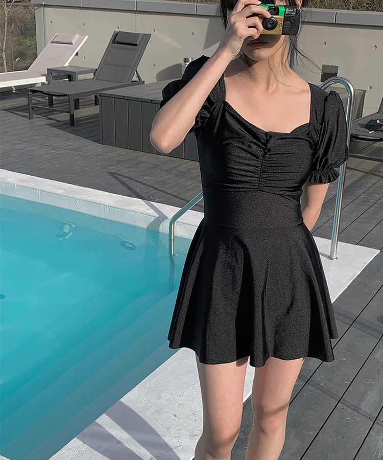ャーリングパフワンピーススイムウェア BLACK