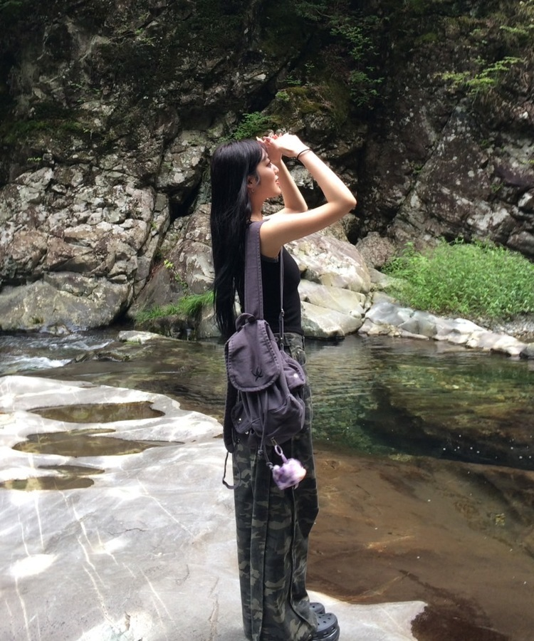 刺繍ポイントバックパック GRAY