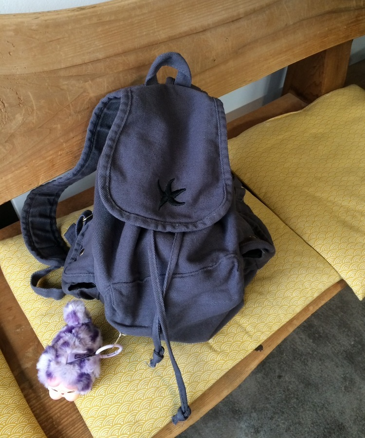 刺繍ポイントバックパック GRAY