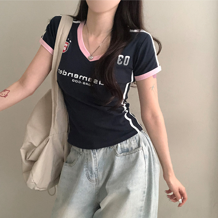 ラインVネッククロップ半袖Tシャツ NAVY