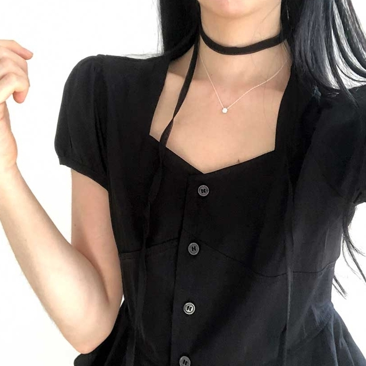 【マフラー付き】スクエアパフブラウス BLACK