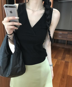 ノースリーブ レースVネックキャミソール BLACK