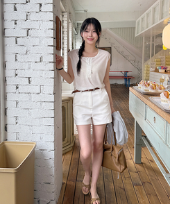 ノースリーブ ヘンリーネックルーズキャミソール IVORY