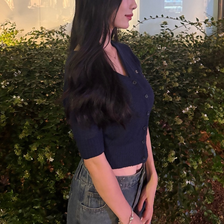 팬던트 은장 부클 가디건 곤색