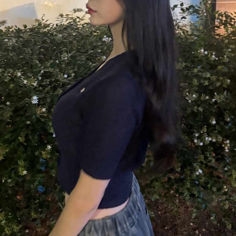 팬던트 은장 부클 가디건 곤색