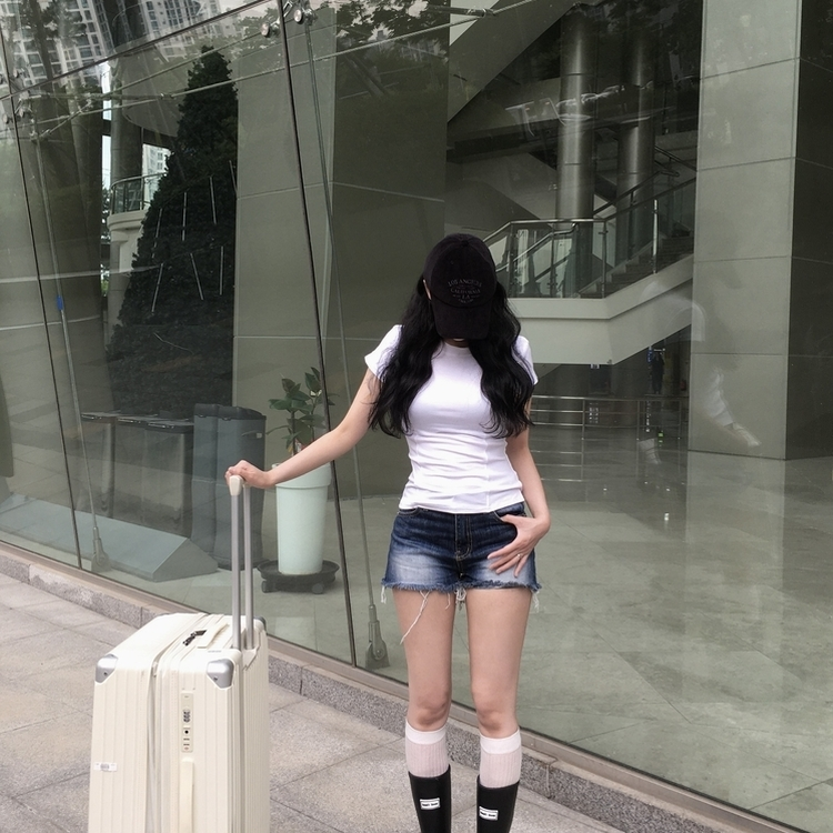 半袖Tシャツ ピンタックスリム半袖Tシャツ WHITE