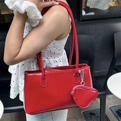 ワインレッド スエード 編み込み ショルダーバッグ 楽天市場】編み込み バッグ（カラーレッド）（ショルダーバッグ