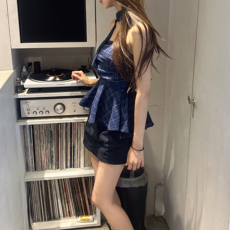 シャツ タイ付きチューブトップ