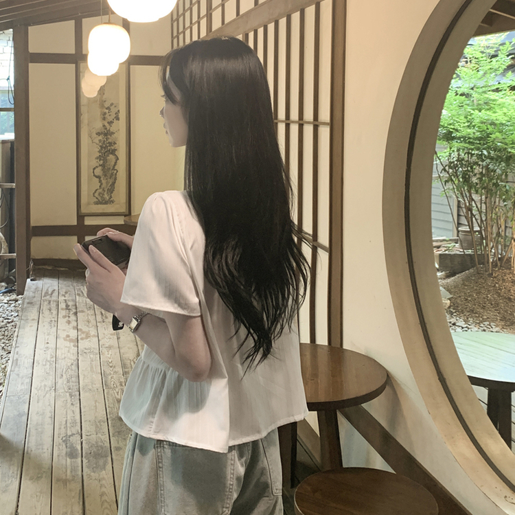 달라붙지 않는 시원한 여름 프릴 반팔 루즈핏 블라우스 화이트 소라 블랙 직장인룩 하객룩 아이보리