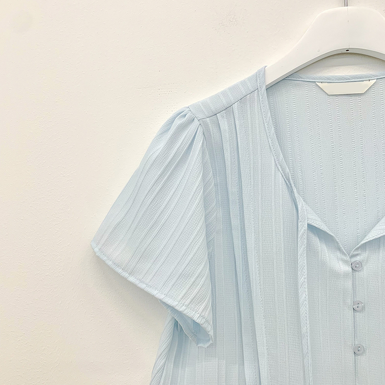 달라붙지 않는 시원한 여름 프릴 반팔 루즈핏 블라우스 화이트 소라 블랙 직장인룩 하객룩