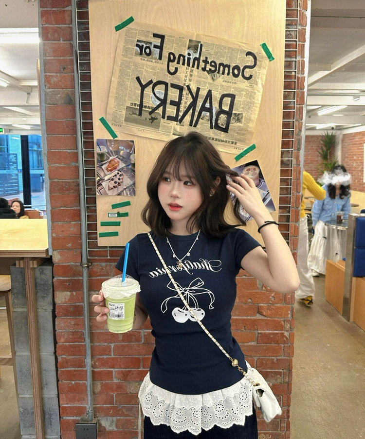 スリムチェリー半袖Tシャツ NAVY