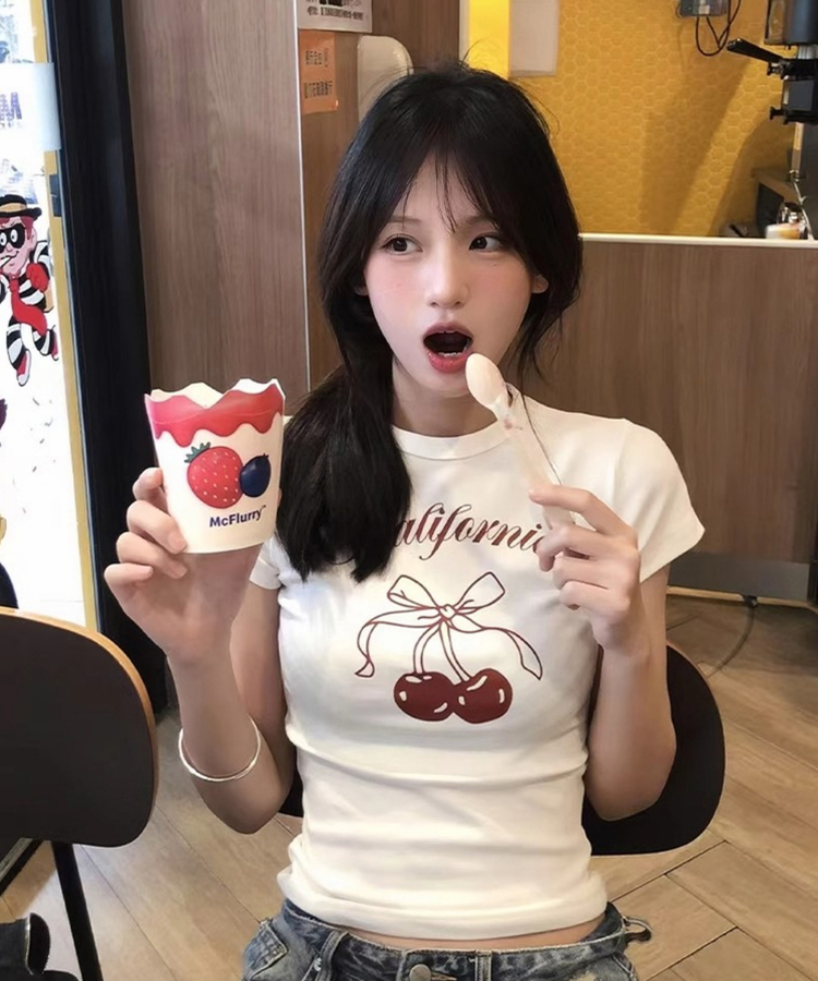 スリムチェリー半袖Tシャツ WHITE