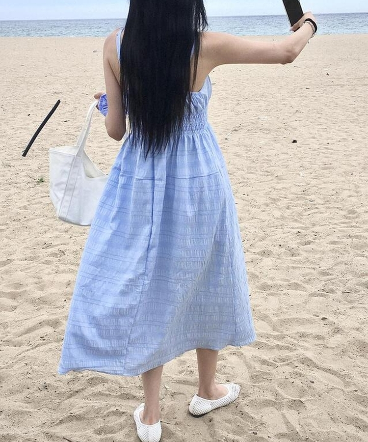 ロングワンピース スモークキャミソールロングワンピース SKYBLUE