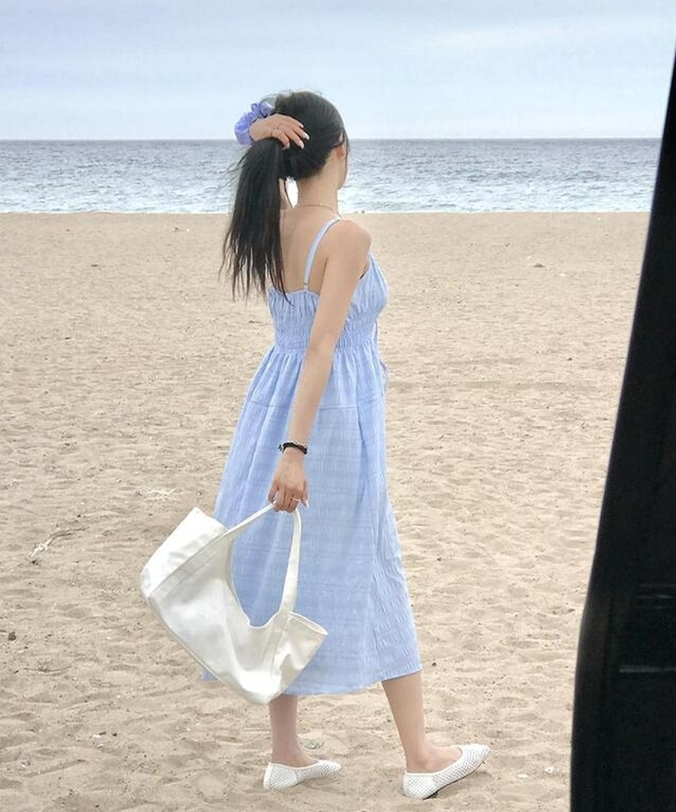 ロングワンピース スモークキャミソールロングワンピース SKYBLUE