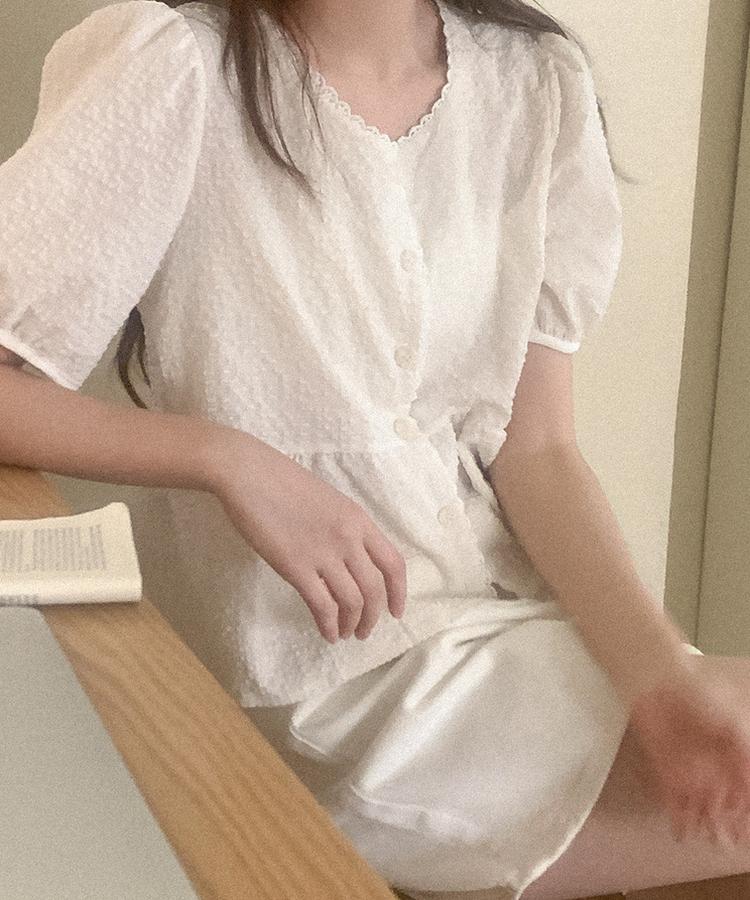 ブラウス シアサッカーパフブラウス LIGHT BEIGE