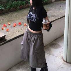 半袖Tシャツ ユニークレタリング半袖Tシャツ BLACK