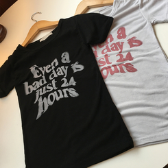 半袖Tシャツ ユニークレタリング半袖Tシャツ