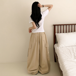 半袖Tシャツ レタリングUネック半袖Tシャツ WHITE