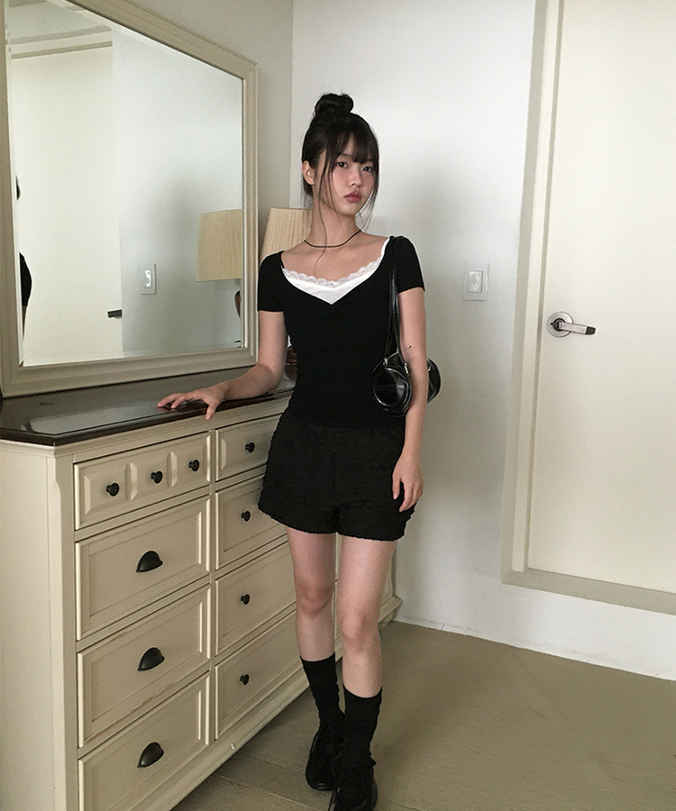 シャーリングスリムクロップ半袖Tシャツ BLACK
