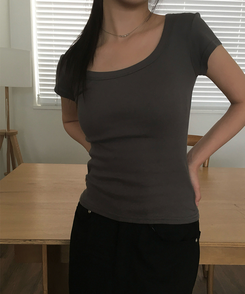 半袖Tシャツ スクエアデイリー半袖Tシャツ CHARCOAL