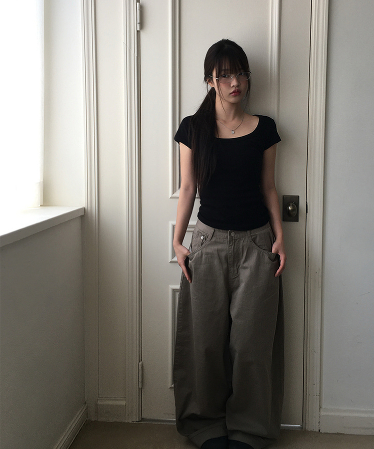 スクエアデイリー半袖Tシャツ BLACK