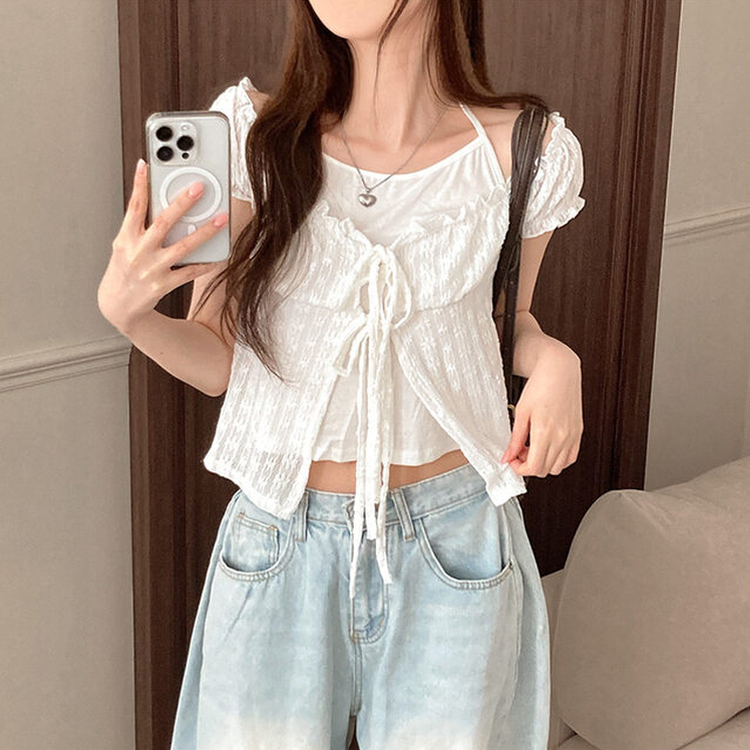 젤린 레이스 홀터넥 레이어드 프릴 반팔 블라우스 화이트