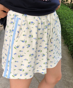 ショートパンツ バンディングフラワーパンツ CREAM