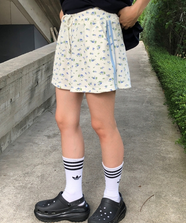 ショートパンツ バンディングフラワーパンツ CREAM