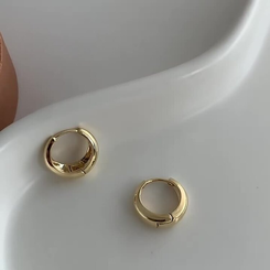 ボールドラウンドピアス GOLD