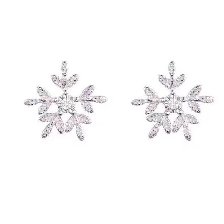 シャインスノーピアス