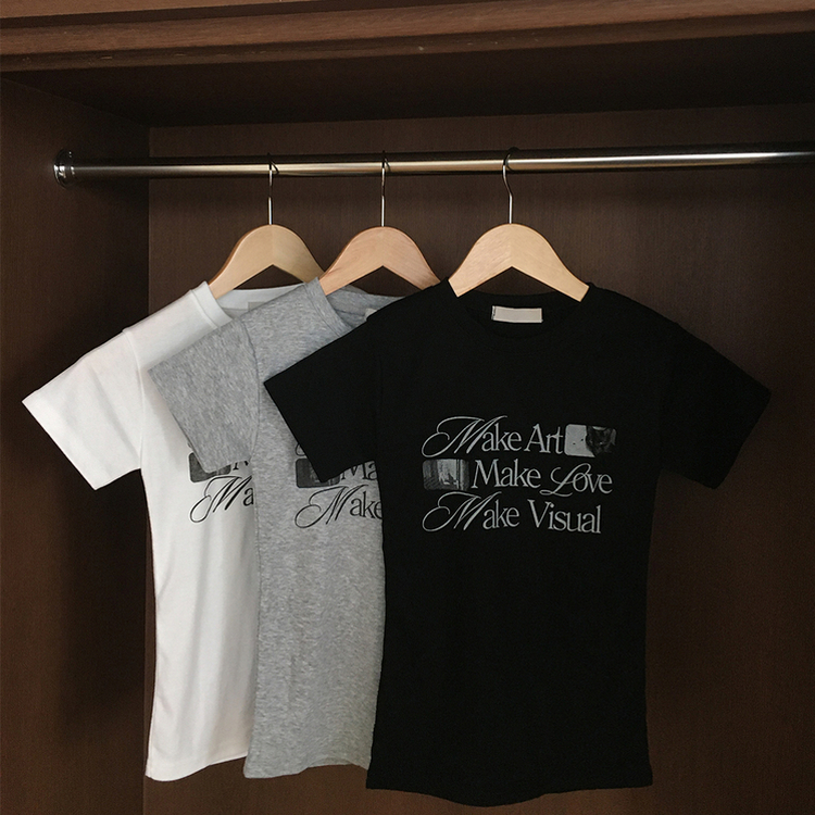 ユニークセミクロップ半袖Tシャツ