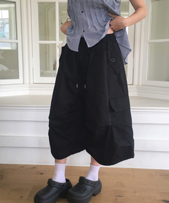 ショートパンツ ストリングカーゴバミューダパンツ BLACK